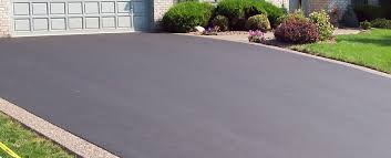 Best Driveway Pressure Washing  in Marengo, IL